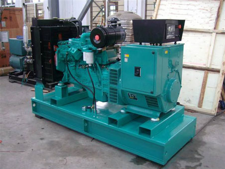 湟源200kw康明斯柴油发电机组图片 湟源200kw康明斯柴油发电机组图片